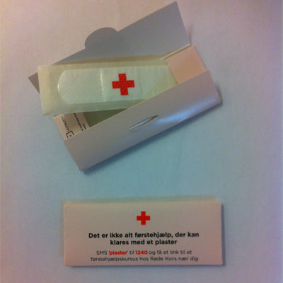 Plastre med Røde Kors logo